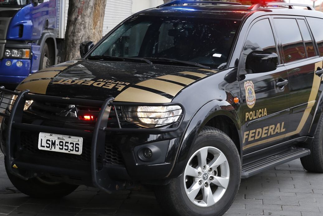 PF faz operação contra falsificação de CNH