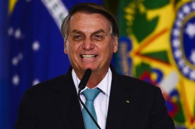 TSE absolve Bolsonaro