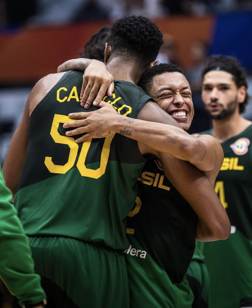Seleção brasileira de basquete vence o Canadá pelo mundial