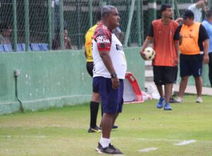 Cesar Fuscão, técnico do Ação feminino