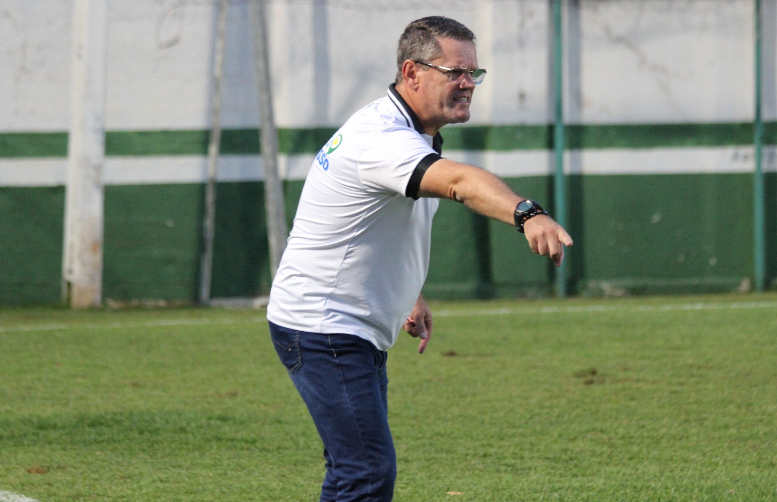 Ito Roque, técnico do Mixto