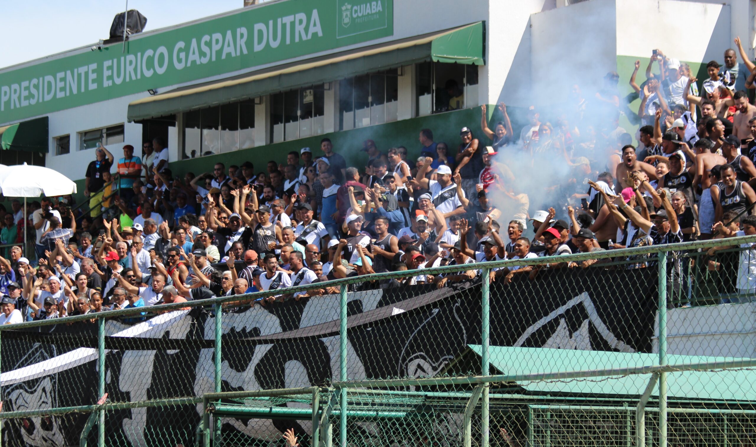 Torcida mixto x uberlandia