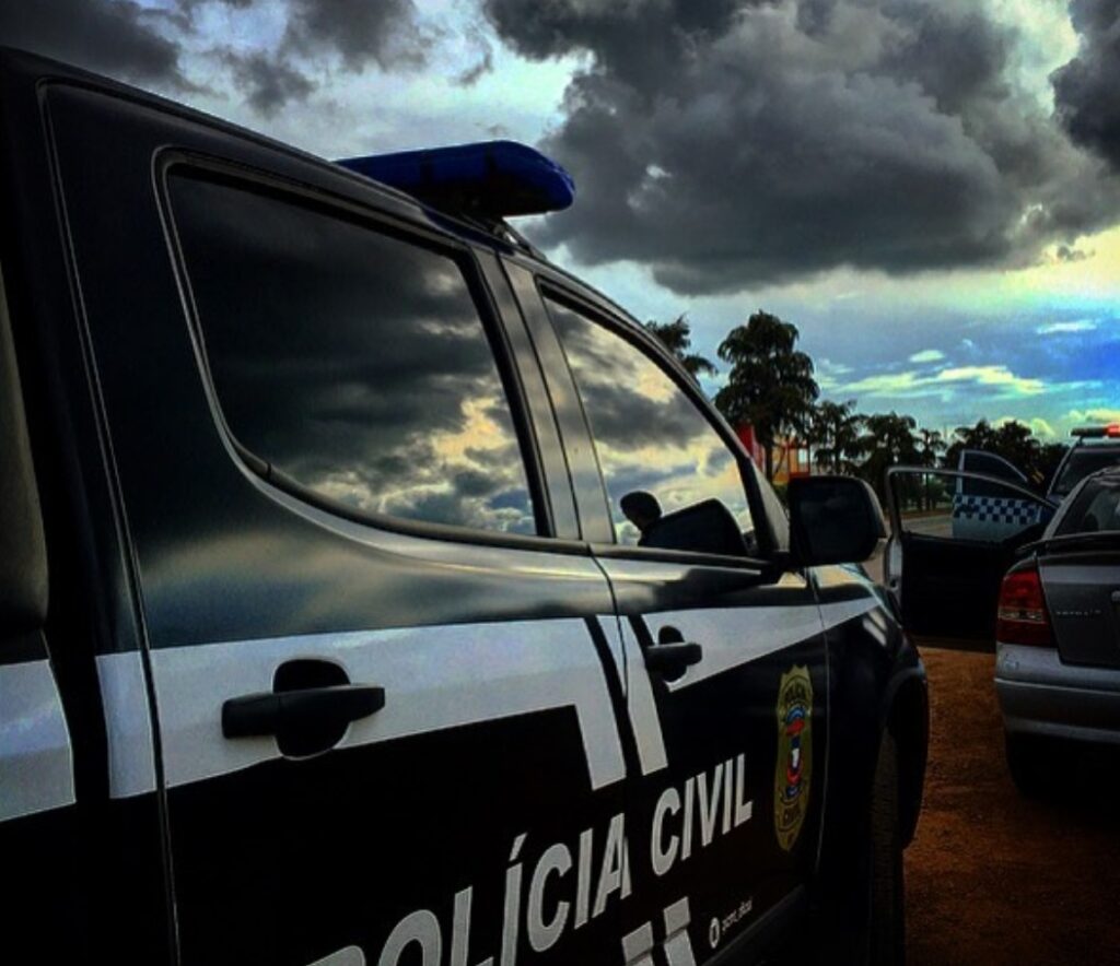viatura da Polícia Civil