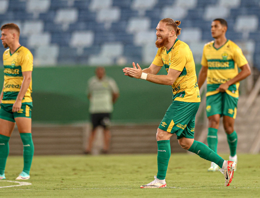 Pitta marcou um dos gols da goleada do Cuiabá sobre o Porto Velho-RO. Foto: AssCom Dourado